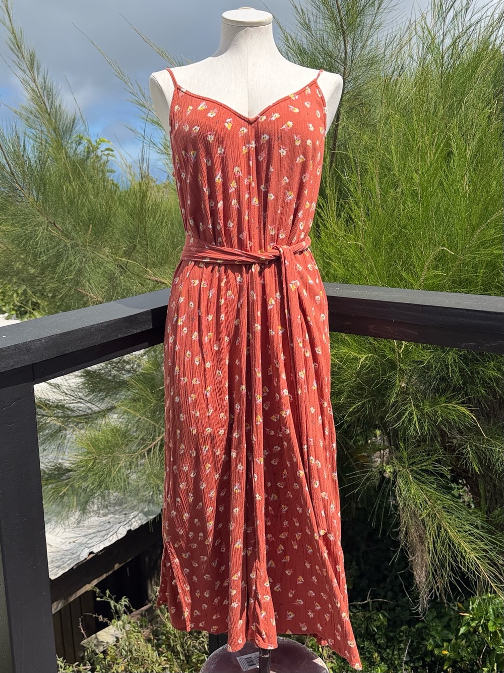 BILLABONG SHAKE IT AGAIN JUMPSUIT IN HENNA size Small - Picture 6 of 16